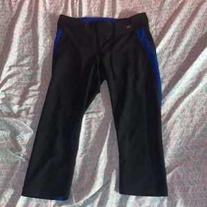 Black Capri leggings with blue stripe